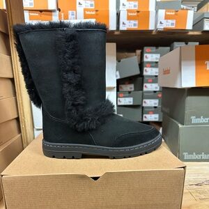 UGG Sundance Short II Revival- Black